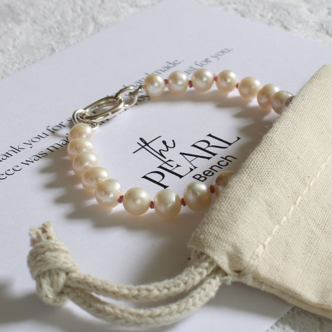 Drift 6mm White Pearl Bracelet | Old Rose Silk