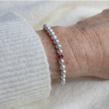 Tide 5mm Grey Pearl Bracelet - Rubellite