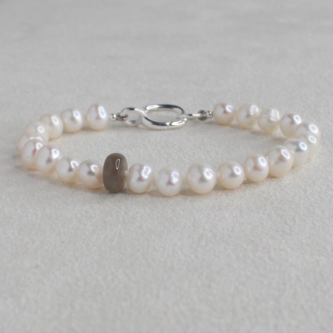 Drift 6mm White Pearl Bracelet - Cashmere Moonstone