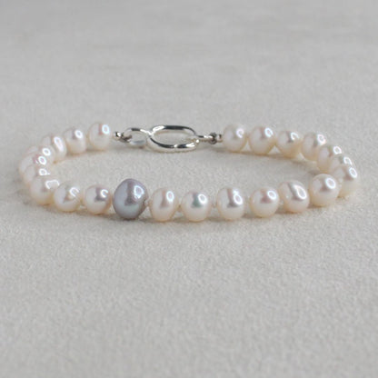 Drift 6mm White Pearl Bracelet - Grey Pearl