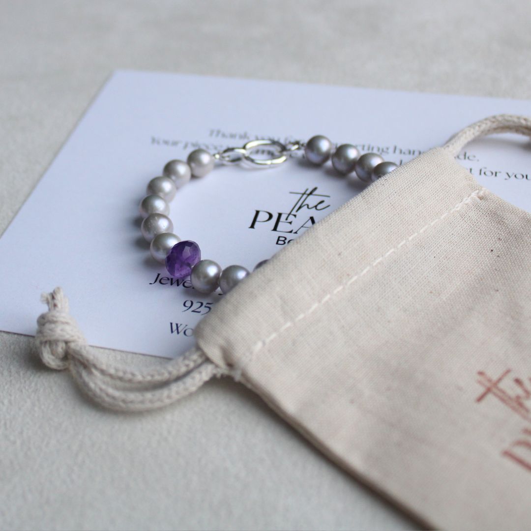 Tide 7mm Grey Pearl Bracelet - Amethyst