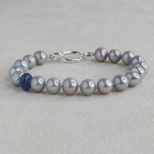 Tide 7mm Grey Pearl Bracelet - Kyanite