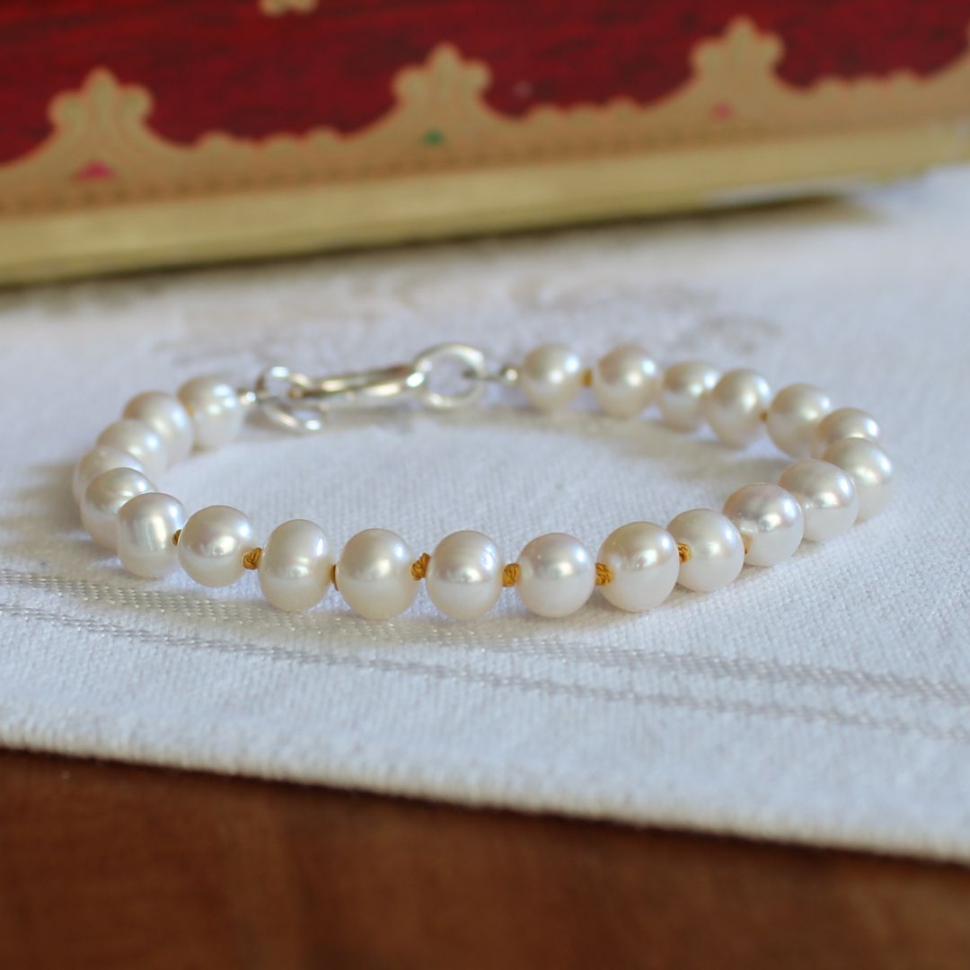 Drift 6mm White Pearl Bracelet | Citrine Silk