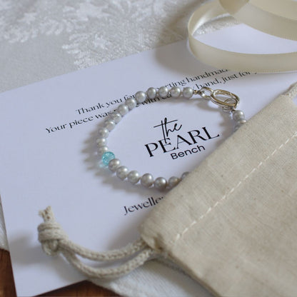 Tide 5mm Grey Pearl Bracelet - Apatite