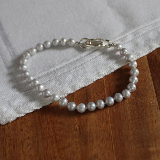 Tide 5mm Grey Pearl Bracelet