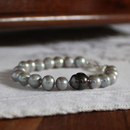 Tide 7mm Grey Pearl Bracelet - Tahitian Black Pearl