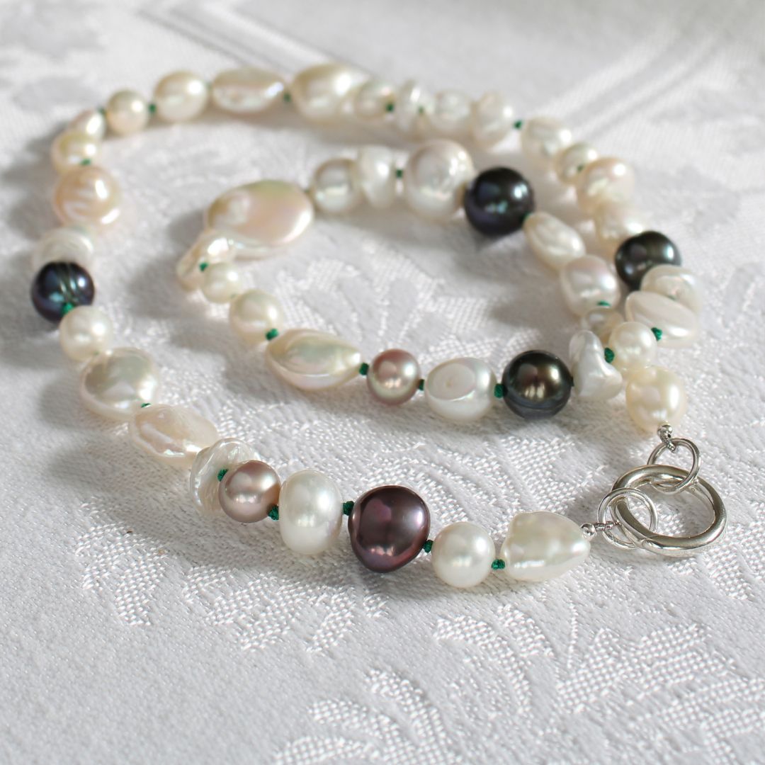 Mixed Pearl Necklace with Emerald Silk