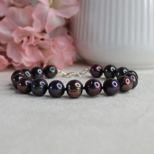 Purple Peacock Pearl Bracelet - Nightfall