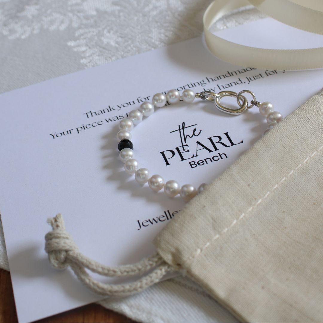 Drift 5mm White Pearl Bracelet - Black Spinel