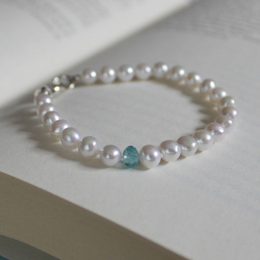 Drift 5mm White Pearl Bracelet - Apatite