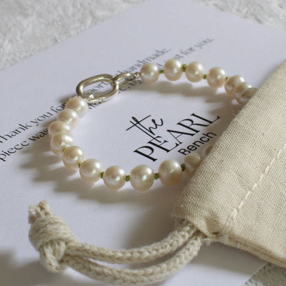 Drift 6mm White Pearl Bracelet | Peridot Silk